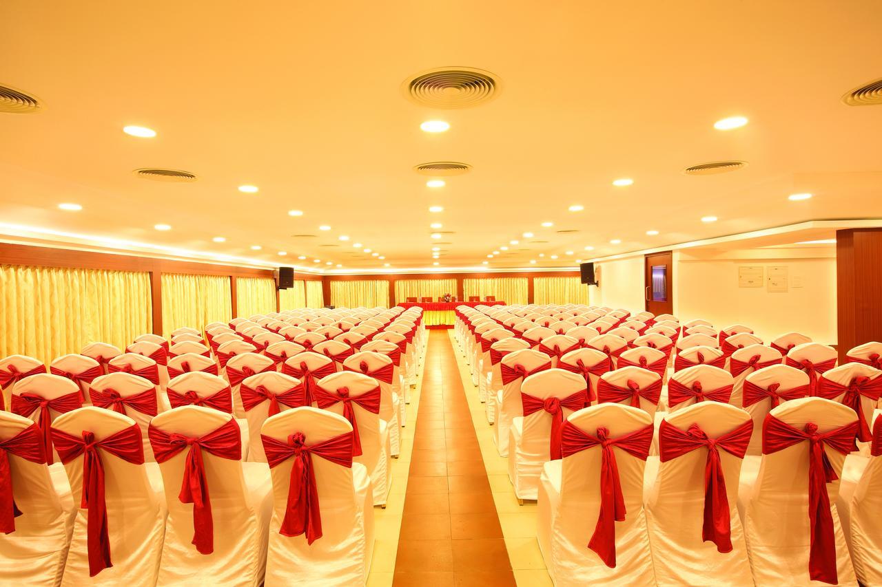 Cochin Palace Коччи Экстерьер фото